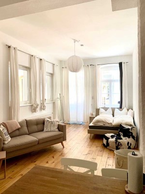 Möbelierte Ein-Zimmer-Wohnung in ruhigem Hinterhof