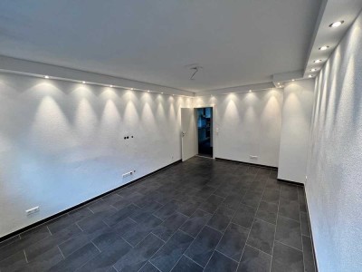 Freundliche 4-Zimmer-Wohnung mit gehobener Innenausstattung mit Einbauküche in Neu-Ulm