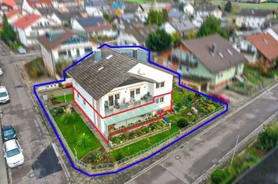 Großzügige EG Wohnung mit schönem Garten, Hof und Garage