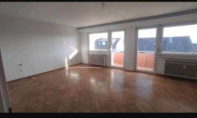 Modernisierte 4-Zimmer-Wohnung mit Balkon in 75417, Mühlacker