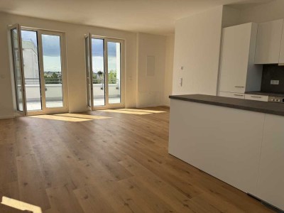 Repräsentativ: Penthaus-3-Zi.Whg. mit zwei Dachterrassen und Tageslichtbad