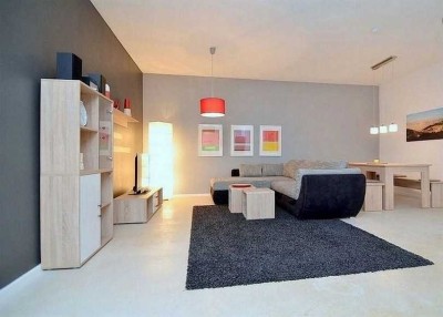 Schöne 2-Zimmer-Wohnung mit Balkon und EBK in Offenburg