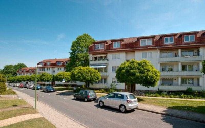Frisch renovierte 4-Zimmer-Erdgeschosswohnung mit Balkon!
