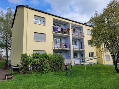 FREI AB 01.08.2025!!! Attraktive Dreizimmerwohnung im 2. OG, in Alsfeld