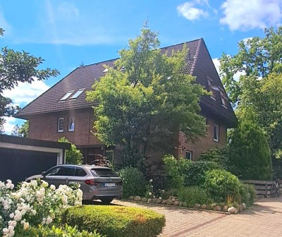 Sonnige sanierte Wohnung in bester Lage in Sülldorf!