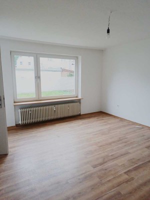 Exklusive 1-Raum-Wohnung mit gehobener Innenausstattung mit Einbauküche in Kassel