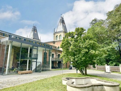 *moderne und großzügige 4,5 Raumwohnung in einmaliger Lage an der Elbe*