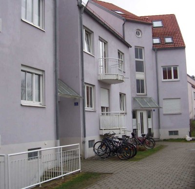 2 ZKB, modern, hell, 1. OG mit Balkon