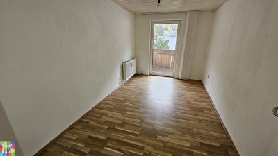 3-Zimmerwohnung mit Balkon und extra Küche