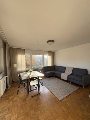 Helle 2,5-Zimmer Wohnung mit Balkon in Weßling