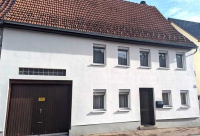 Reihenendhaus mit großer Scheunengarage und Potenzial zum weiteren Ausbau