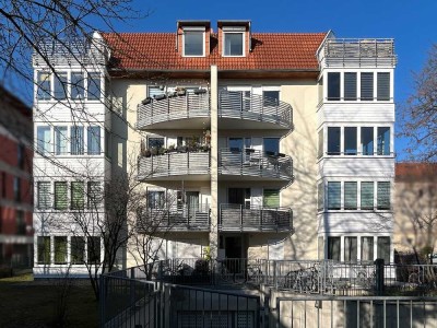 Charmante 2-Zimmer-Wohnung mit Terrasse und lichtdurchflutet im beliebten Dresden-Striesen