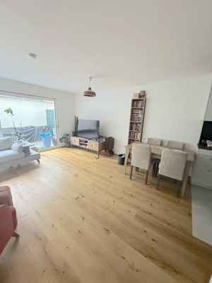 Willkommen in Ihrem neuen Zuhause – einem charmanten Reihenhaus im begehrten 10. Bezirk von Wien ++ bis 28.02.2028 befristet vermietet.