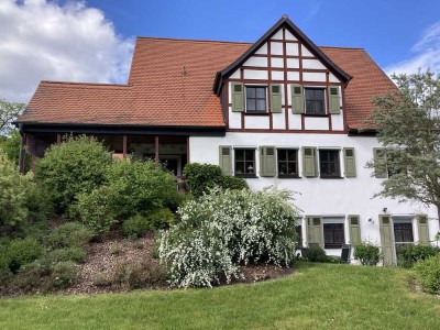 Top gepflegtes Einfamilienhaus inklusive Einliegerwohnung mit Waldblick