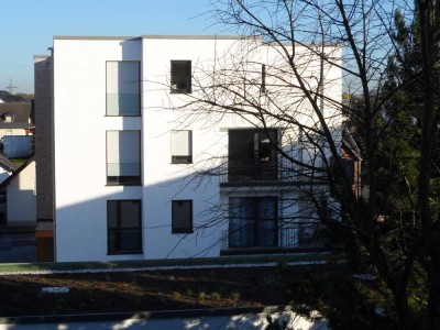 Moderne 1-Zimmer-Wohnung mit Garten und EBK in Eil, Köln