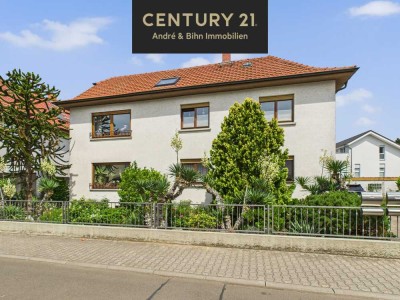 Solides Zweifamilienhaus mit Urlaubsfeeling