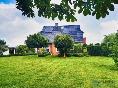 Dr. Lehner Immobilien NB -
Bei Rostock - Modernes Einfamilienhaus auf sehr großem Grundstück