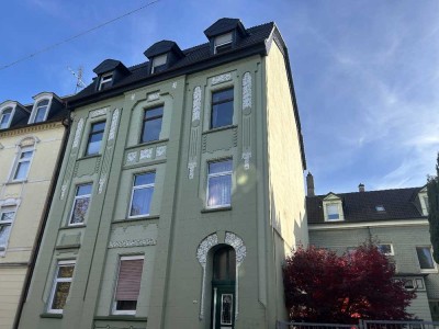 MODERN UND STILVOLL TRIFFT ALTBAUCHARME – 4-ZIMMER-WOHNUNG MIT BALKON IN WUPPERTAL BARMEN