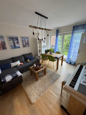 Möblierte 2-Zimmer-Wohnung mit Balkon und EBK in Hamburg Eilbek