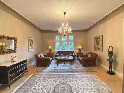 Historische hochherrschaftliche und repräsentative Altbauvilla in bester Wohnlage Bad Homburg!