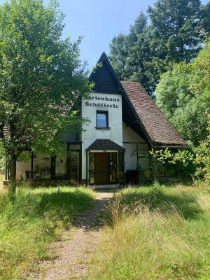 Verkauf nach Höchstgebot-Fünfparteienhaus in idyllischer Lage.