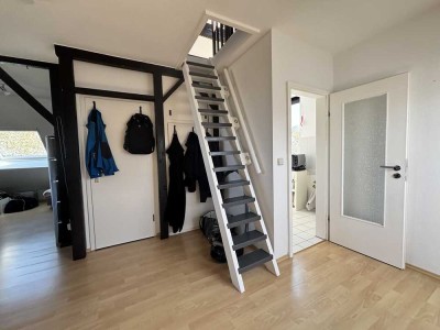 ALT - BOCKLEMÜND! SINGLEWOHNUNG MIT DACHSTUDIO