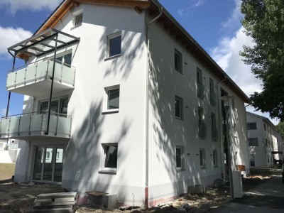 Hochwertige 1,5-Zimmer-Galeriewohnung mit Einbauküche