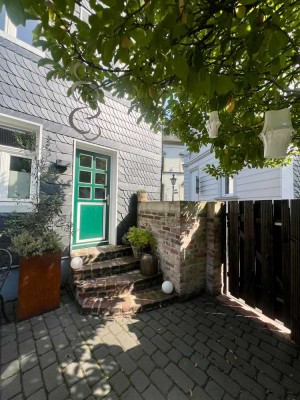 Vollmöbliertes Apartment in einem kernsarnierten Fachwerkhaus im Herzen von Solingen Gräfrath