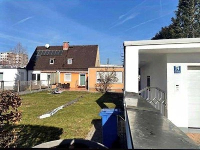Stilvolle 6-Zimmer-Doppelhaushälfte in München Hasenbergl