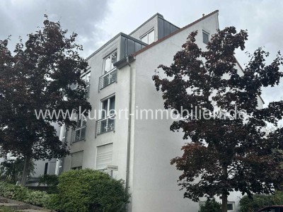 Blick zur Rabeninsel: Dachgeschoßwohnung in attraktiver südlicher Stadtlage von Halle (Saale)