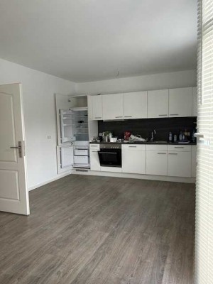 Schöne Wohnung mit großem Balkon
