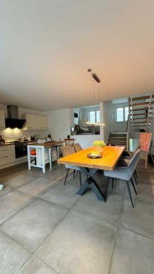 Modernes Townhouse mit 5 Zimmern am Rheinauer See