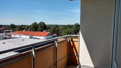 Schicke 1-Zimmer Wohnung mit Balkon im 6. OG in Bad Bramstedt