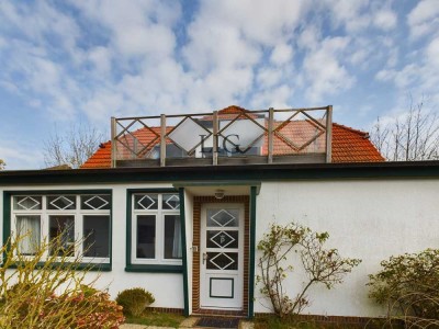 RESERVIERT: Exklusive Ferienwohnung P04 mit 3 Schlafzimmern, eigenem Eingang und Gartenteil !
