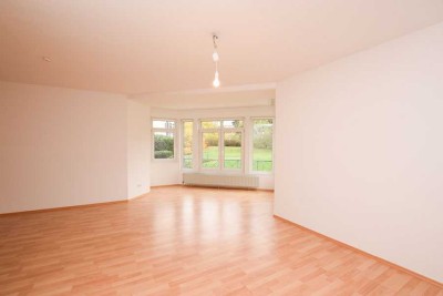 Voraussetzung: Ü50! Frisch renovierte 2-Zimmer-Wohnung im Westlichen Ringgebiet!