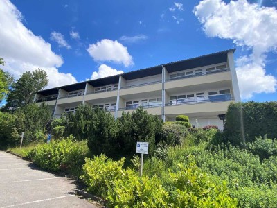 Renovierte, helle 3-Zimmer Wohnung mit Balkon in aufwendig sanierter WEG