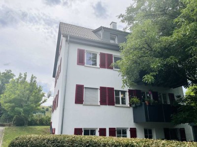 Stilvolle 3-Raum-DG-Wohnung in Tübingen