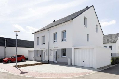 Einfamilienhaus in Bestlage von Stadecken-Elsheim KFW40QNG ,PV Anlage, 2 Stellplätze, LW-Pumpe inkl.