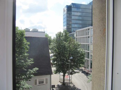Top renovierte, großzügige 4,5 Zimmerwohnung im Herzen von Göppingen