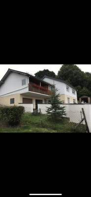 Einfamilienhaus mit Einliegerwohnung