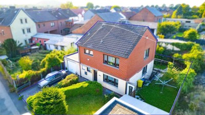 Massives Einfamilienhaus, freistehend in Alsdorf-Hoengen