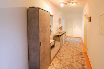 Helle 3-Zimmer-Wohnung mit Balkon in Citylage in Düren