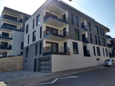 Von privat: Ruhige, moderne 2-Zi.-Wohnung in Alt-Saarbrücken befristet für max. 1 Jahr zu vermieten