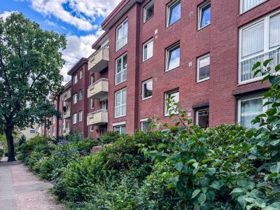 Großzügige 4-Zimmer-Erdgeschosswohnung mit Terrasse  und Tiefgaragenstellplatz