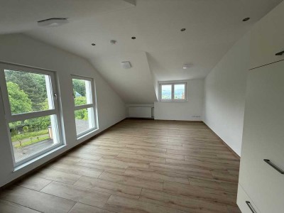 Erstbezug - Sanierte 2-Zimmer-Wohnung mit EBK