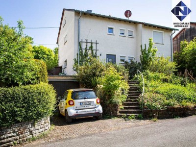 Gemütliches 1- bis 2-Familienhaus / Generationenhaus mit sehr großem Garten