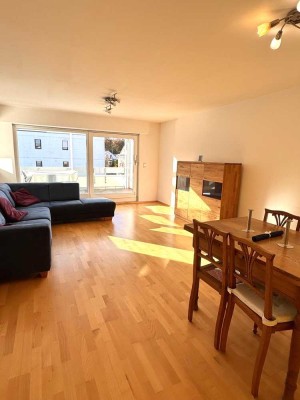 Gepflegte und helle 3-Zimmer-Wohnung mit Süd-West-Balkon in bester Lage