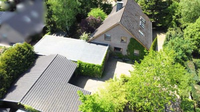 Landhaus-Anwesen mit drei Wohneinheiten, großen Nutzflächen – ideal für Familie, Mehrgenerationen, B