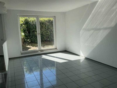 Charmante 1,5-Zimmer Maisonette Wohnung mit Terrasse !