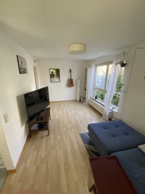 Helle, ruhige Wohnung in Uninähe – mit Tiefgaragenplatz